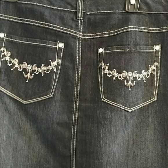 Style & Company Premium Jean Skirt - Picture 2 of 4